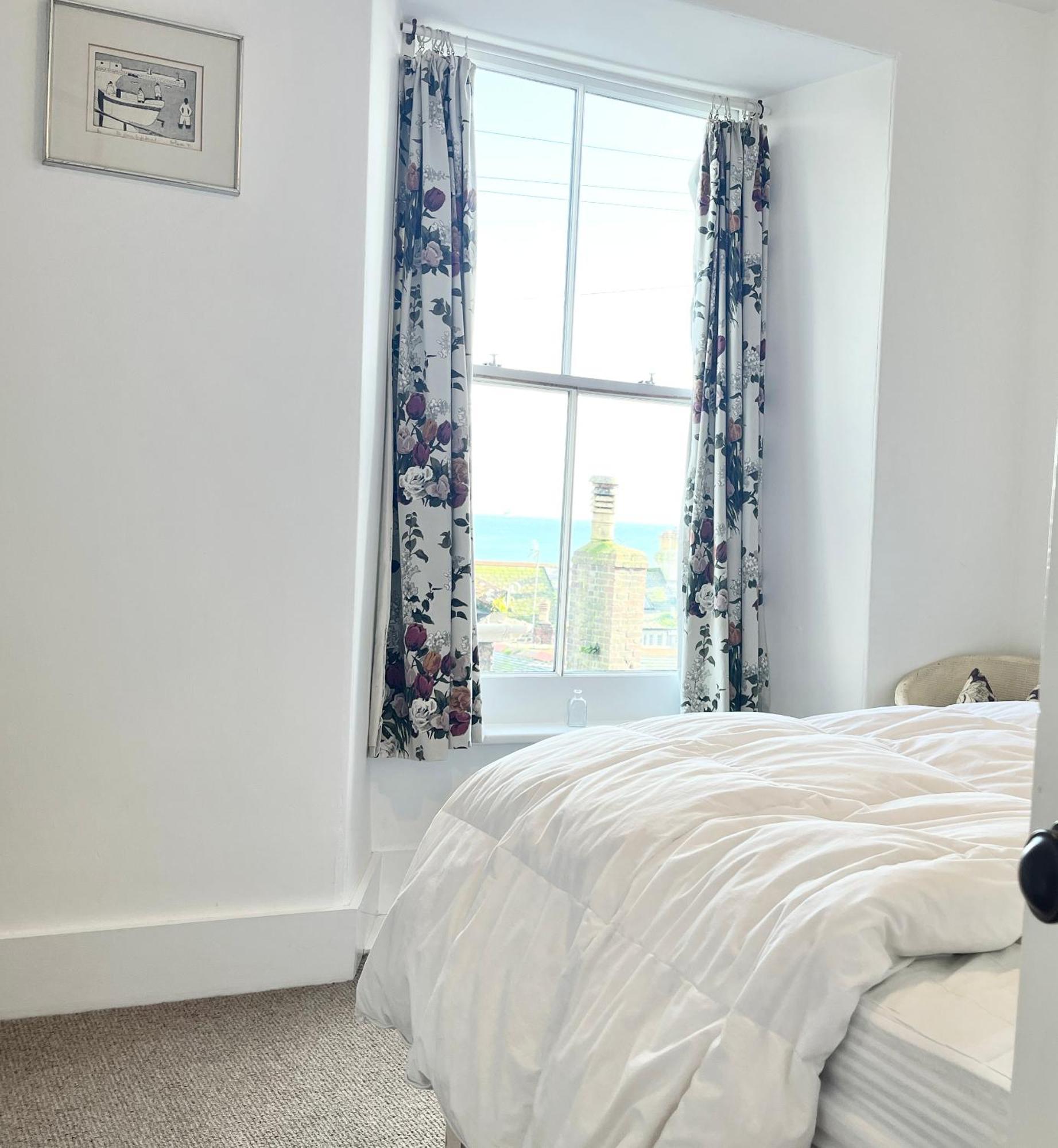 Janies Cottage~ Mousehole~Eclectic Interiors & Vintage Charm Ngoại thất bức ảnh